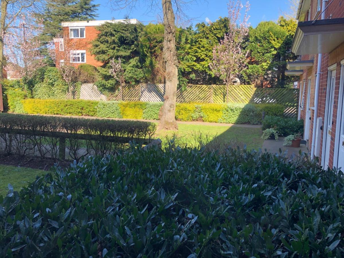 Lime Tree Apartment Coventry Esterno foto